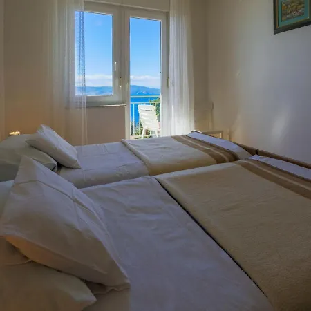 Stipe Apartament Novi Vinodolski