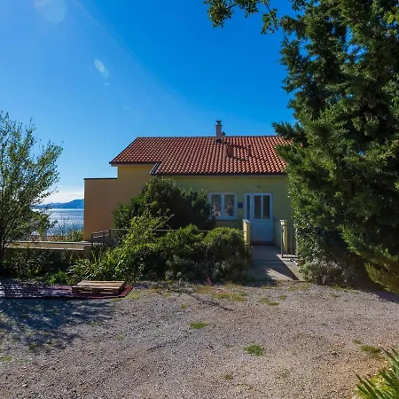 Stipe Apartament Novi Vinodolski