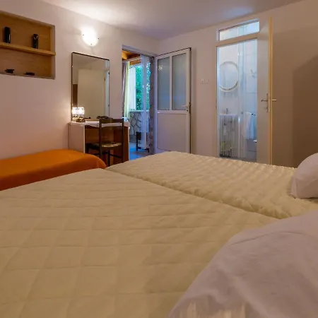 Apartment Stipe