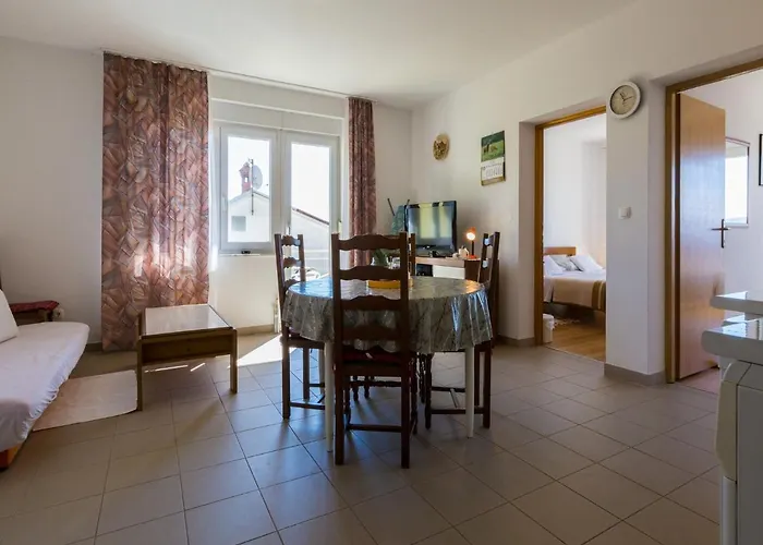 Apartment Stipe